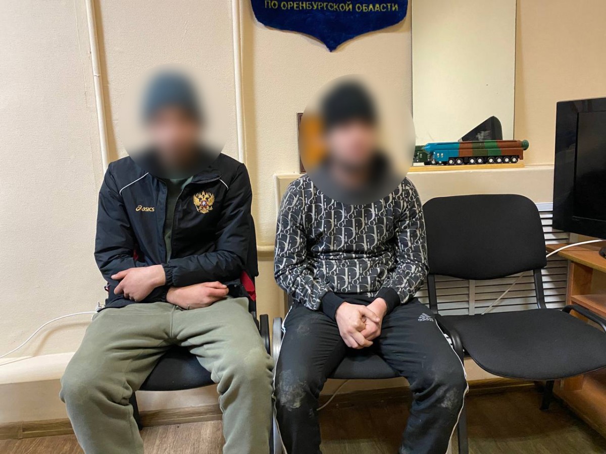 В Оренбурге инспекторами ДПС задержаны сбытчики наркотиков в крупном размере