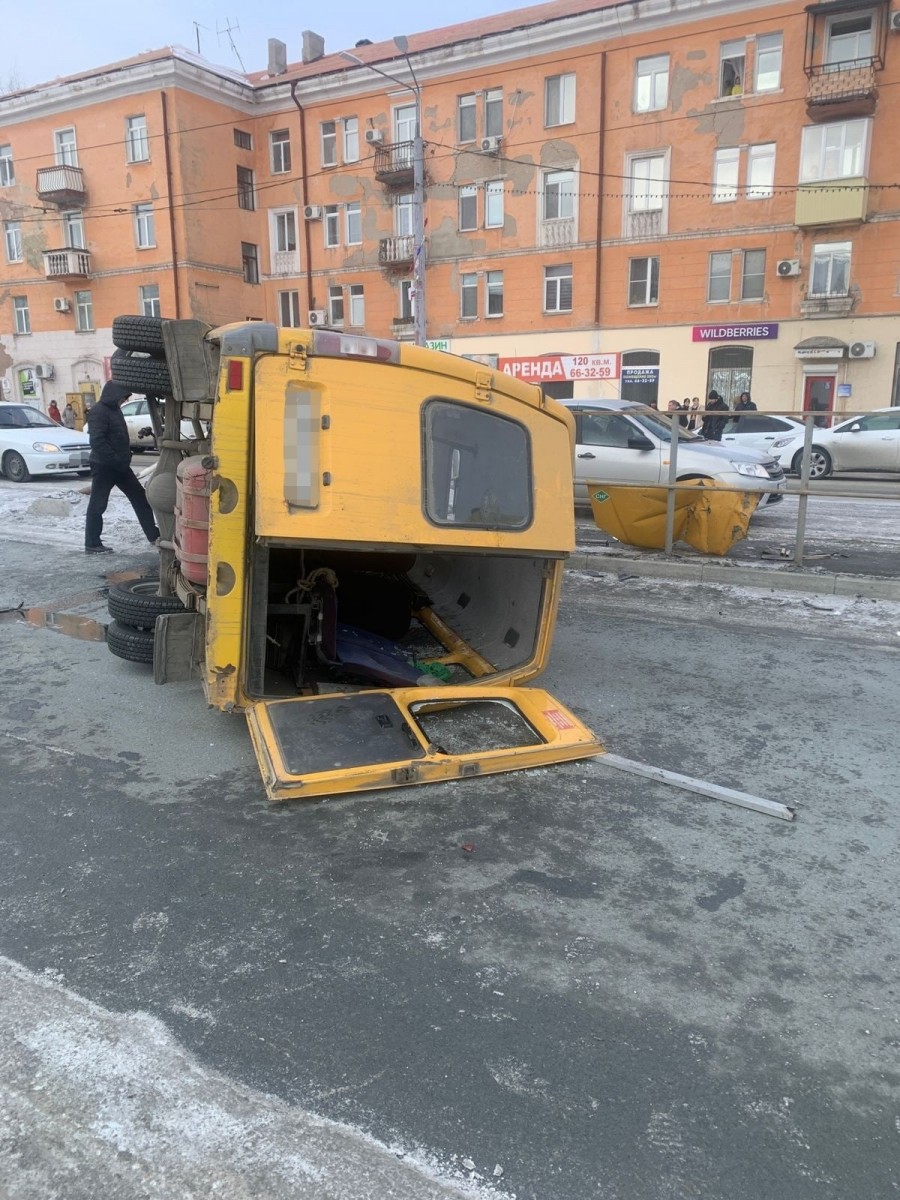 В Новотроицке в отношении водителя маршрутного автобуса, совершившего ДТП, возбуждено уголовное дело