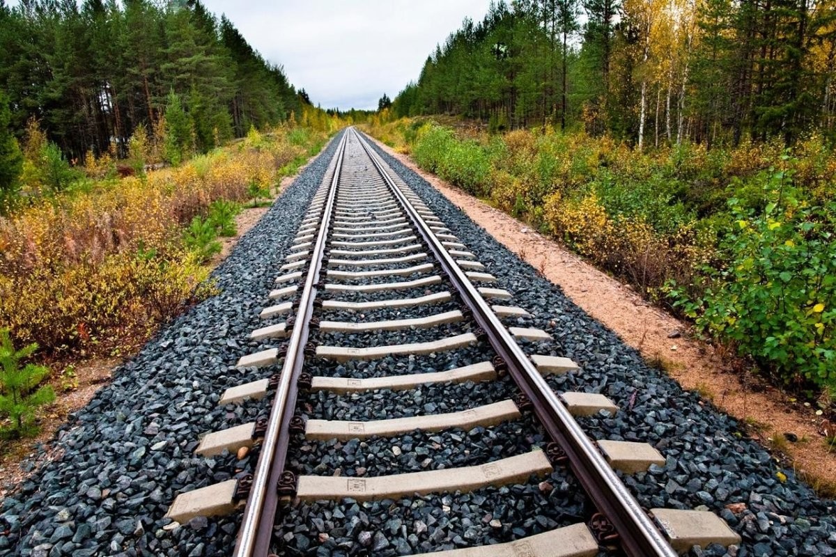 За полгода в Оренбургской области на железной дороге смертельно травмирован подросток