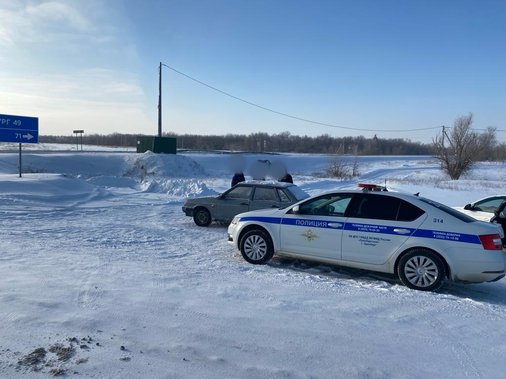 Оренбургскими сотрудниками ДПС задержан подозреваемый в угоне автомобиля