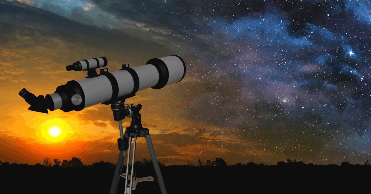 Музей истории Оренбурга приглашает жителей понаблюдать за луной через телескоп