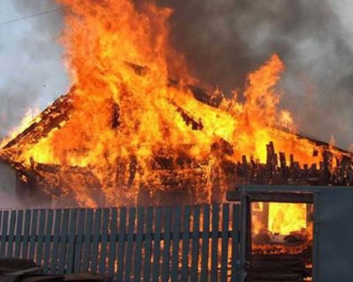 В Сорочинском голоском округе сгорела баня