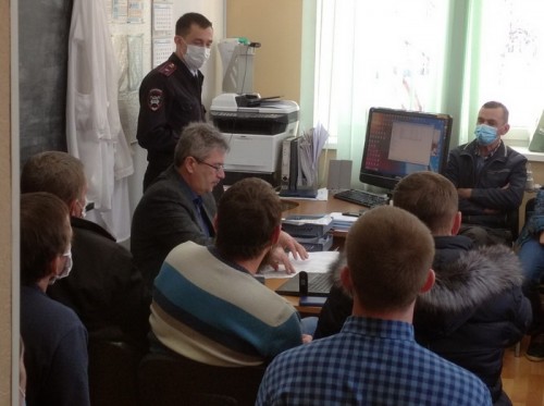 Сотрудники полиции проели беседу с представителями Сакмарского РЭС