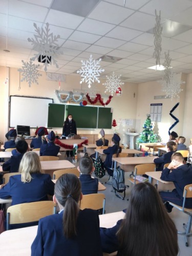 Инспектор ПДН побывала в гостях у школьников
