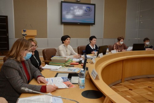 В областном центре прошло заседание президиума Оренбургского областного Совета женщин