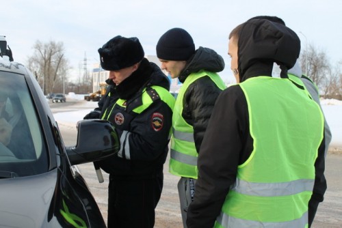 В Бугуруслане учащиеся техникума обеспечивают безопасность дорожного движения