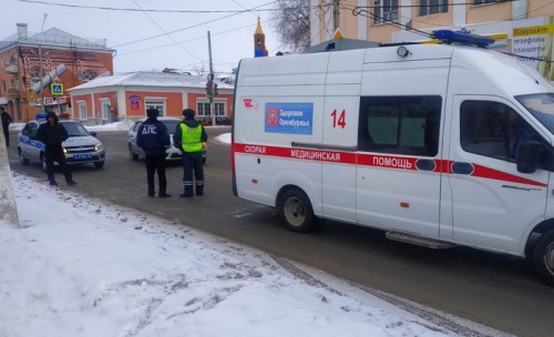 В Орске на улице Советской в ДТП пострадал пешеход