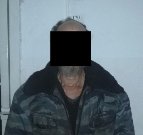 Сотрудники полиции Бугуруслана в Самаре задержали мужчину, находящегося в федеральном розыске Сотрудники полиции Бугуруслана в Самаре задержали мужчину, находящегося в федеральном розыске