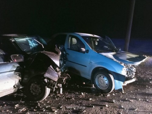 Сотрудниками полиции устанавливаются обстоятельства ДТП со смертельным исходом