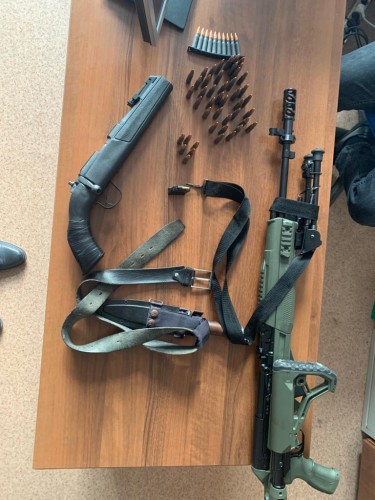 Оренбургские сотрудники уголовного розыска установили местонахождение мужчины, стрелявшего во дворе дома по улице Восточной