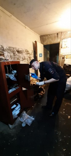 Полицейскими задержаны подозреваемые в разбойном нападении на пункт приема стеклотары в Оренбурге