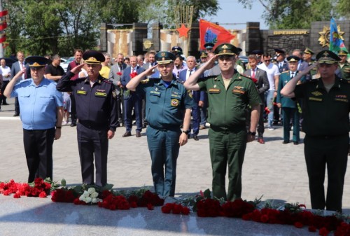 Росгвардейцы Оренбуржья приняли участие во всероссийских мероприятиях, посвященных Дню памяти и скорби