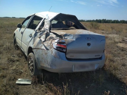 Полицейские Кваркенского района устанавливают обстоятельства ДТП, в котором погиб человек