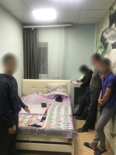 Оренбургские полицейские задержали жителя Челябинска, подозреваемого в хищении денежных средств у пенсионеров областного центра Оренбургские полицейские задержали жителя Челябинска, подозреваемого в хищении денежных средств у пенсионеров областного центра