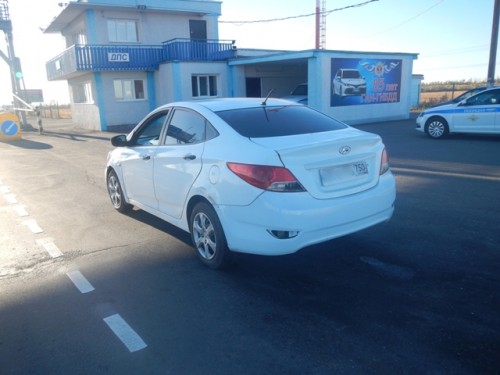 Сотрудниками ГИБДД совместно с сотрудниками по контролю за оборотом наркотиков при досмотре автомобиля обнаружена и изъята крупная партия наркотиков Сотрудниками ГИБДД совместно с сотрудниками по контролю за оборотом наркотиков при досмотре автомобиля обнаружена и изъята крупная партия наркотиков