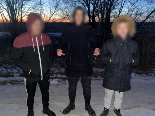 В Оренбурге полицейскими задержан 18-летний сбытчик наркотиков в крупном размере В Оренбурге полицейскими задержан 18-летний сбытчик наркотиков в крупном размере