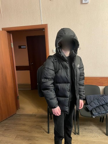 Полицейские Новотроицка задержали подростка-курьера, помогавшего мошенникам