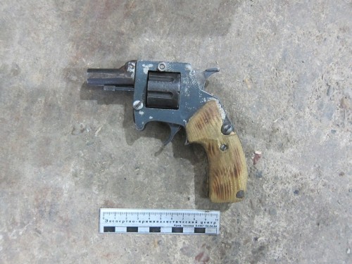 В Медногорске местный житель хранил в гараже арсенал огнестрельного оружие 