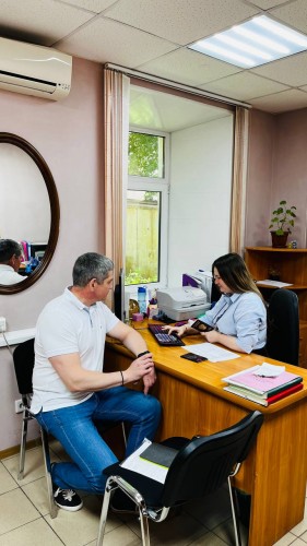 В Оренбурге член Общественного совета при региональном УМВД проверил качество оказания госуслуг полицейскими В Оренбурге член Общественного совета при региональном УМВД проверил качество оказания госуслуг полицейскими