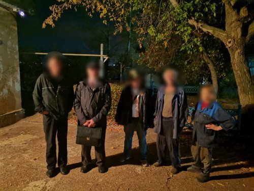 В Оренбургском районе полицейские задержали злоумышленника ударившего односельчанина  топором по голове