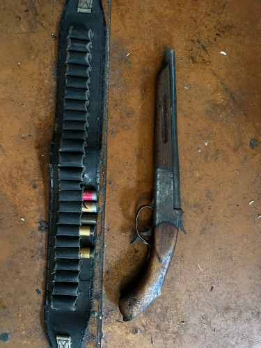 В Шарлыкском районе возбуждено уголовное дело по факту незаконного хранения оружия