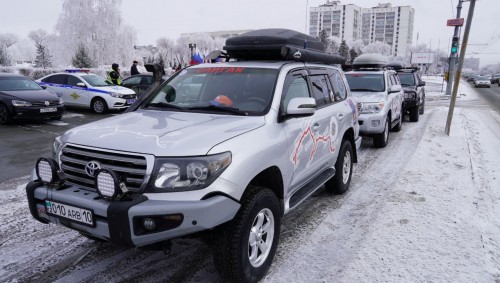 Оренбург принял автопробег, посвящённый 90-летию со дня рождения Юрия Гагарина