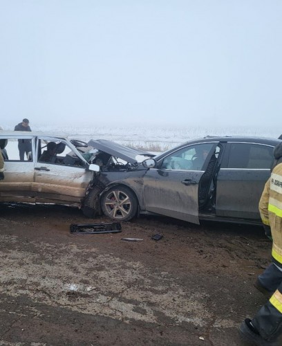 На автодороге Сорочинск - Грачевка в результате ДТП пострадали три человека