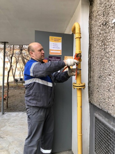 По поручению губернатора Дениса Паслера газовики продолжают работы по возобновлению подачи газа в Орске