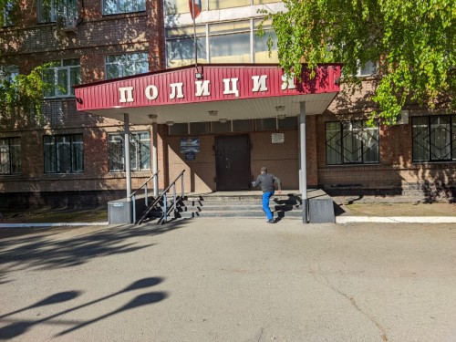 В Новотроицке студенты разбили о обокрали автомобиль «Хёндэ Туксон»