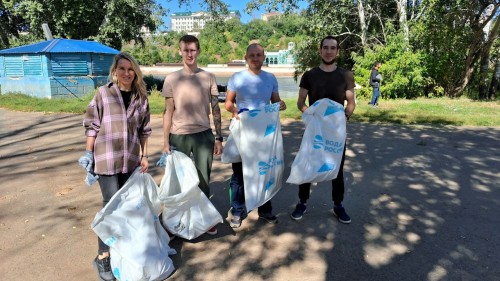 В Оренбурге прошла акция «Нашим рекам — чистые берега» по уборке берегов реки Урал