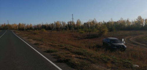 В Илекском районе водитель из Самары врезался в дорожный знак