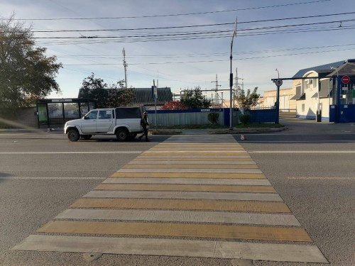 В Оренбурге под колёсами пикапа погибла женщина