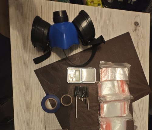 Сотрудники ППС в Оренбурге предотвратили продажу наркотиков в особо крупном размере Сотрудники ППС в Оренбурге предотвратили продажу наркотиков в особо крупном размере