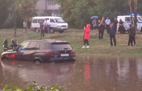 В Оренбурге администрация заплатит более 5 000 000 рублей за утонувший автомобиль В Оренбурге администрация заплатит более 5 000 000 рублей за утонувший автомобиль