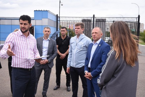 Альберт Юмадилов проверил ход работ на стадионе «Оренбург» Альберт Юмадилов проверил ход работ на стадионе «Оренбург»