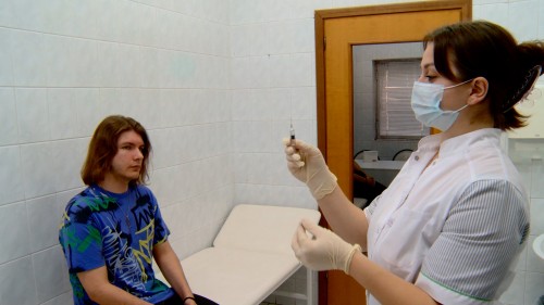 Уральская Сталь создала коллективный иммунитет против гриппа и пневмококка: привито почти три тысячи металлургов Уральская Сталь создала коллективный иммунитет против гриппа и пневмококка: привито почти три тысячи металлургов