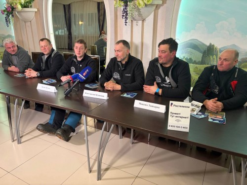 «Ростелеком» оказал содействие снегоходной экспедиции по Уральским горам «Ростелеком» оказал содействие снегоходной экспедиции по Уральским горам