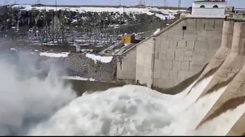 На Ириклинском водохранилище увеличили сброс воды до 139 кубометров в секунду