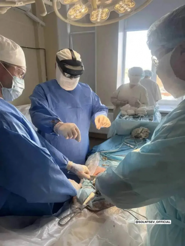 Оренбургские хирурги первыми в России использовали AR во время операции на аорте