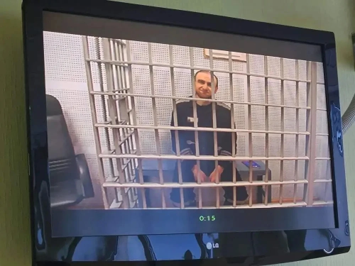 Бывший сенатор Арашуков судится с колонией «Чёрный дельфин» из-за невыдачи продуктов питания