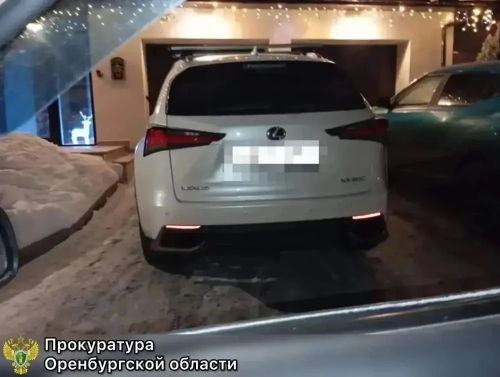 В Оренбурге пенсионер сжег «Лексус»