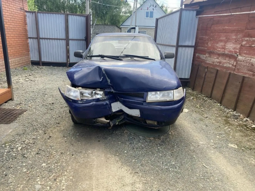 В Бугуруслане школьник за рулём автомобиля въехал в столб