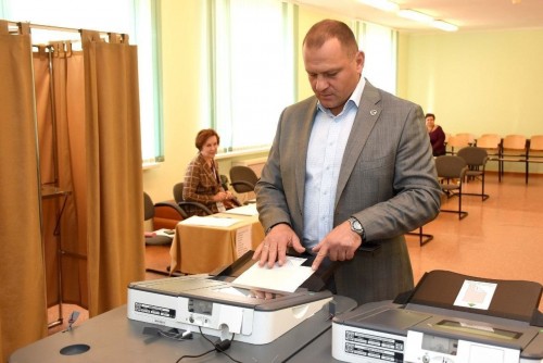 Экс-мэр Оренбурга Сергей Салмин может снова занять место в Законодательном собрании