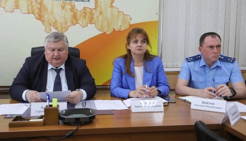 Власти Оренбуржья контролируют ситуацию на топливном рынке Власти Оренбуржья контролируют ситуацию на топливном рынке