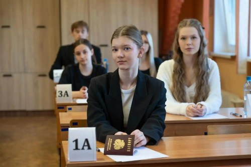884 выпускника Оренбуржья намерены повысить свои результаты на ЕГЭ 884 выпускника Оренбуржья намерены повысить свои результаты на ЕГЭ