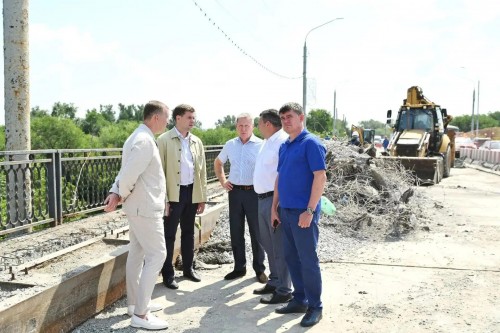 В Оренбурге более половины работ на автомобильном мосту через Урал уже завершено
