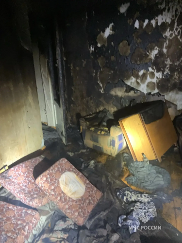 В Орске при пожаре в квартире погиб мужчина