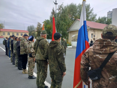 Из Оренбурга в зону СВО отправились 13 казаков-добровольцев