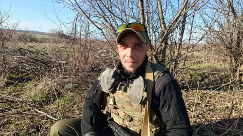 В Сорочинске вручили медаль семье энергетика, погибшего на СВО В Сорочинске вручили медаль семье энергетика, погибшего на СВО