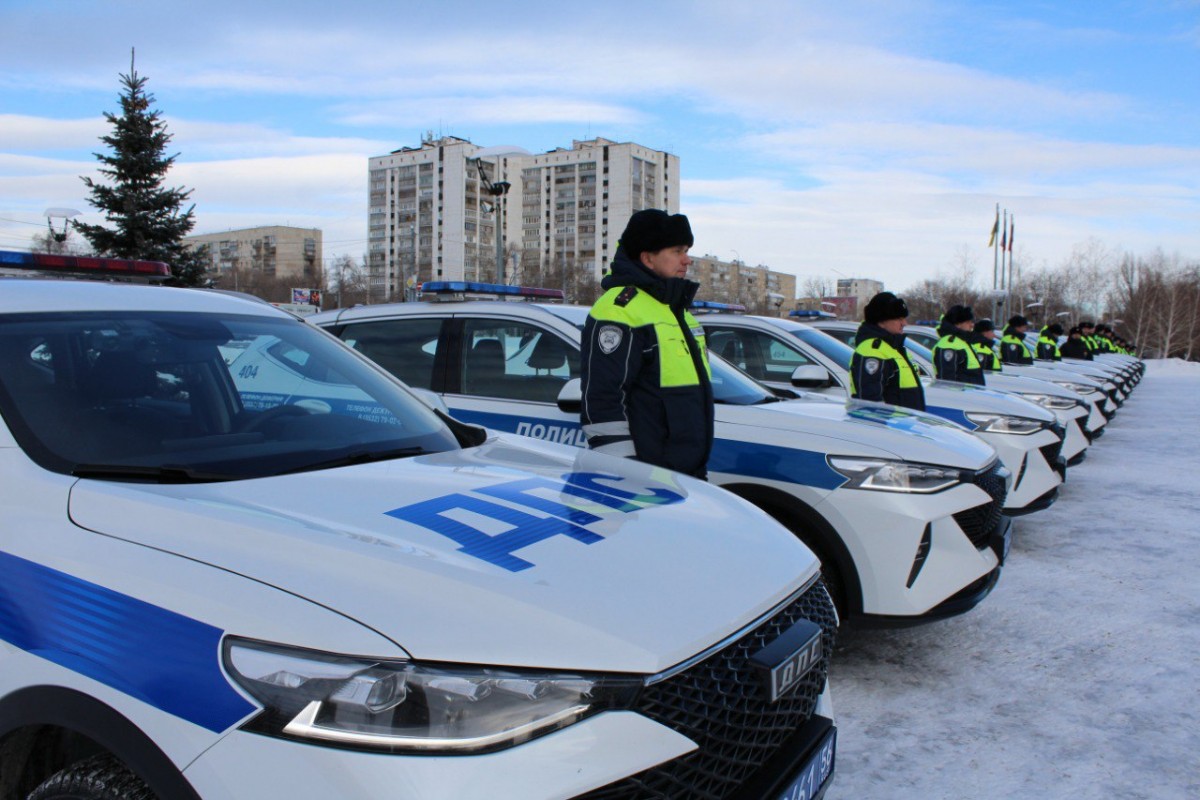 Оренбургским полицейским вручили 25 автомобилей | 25.01.2024 | Новости  Оренбурга - БезФормата